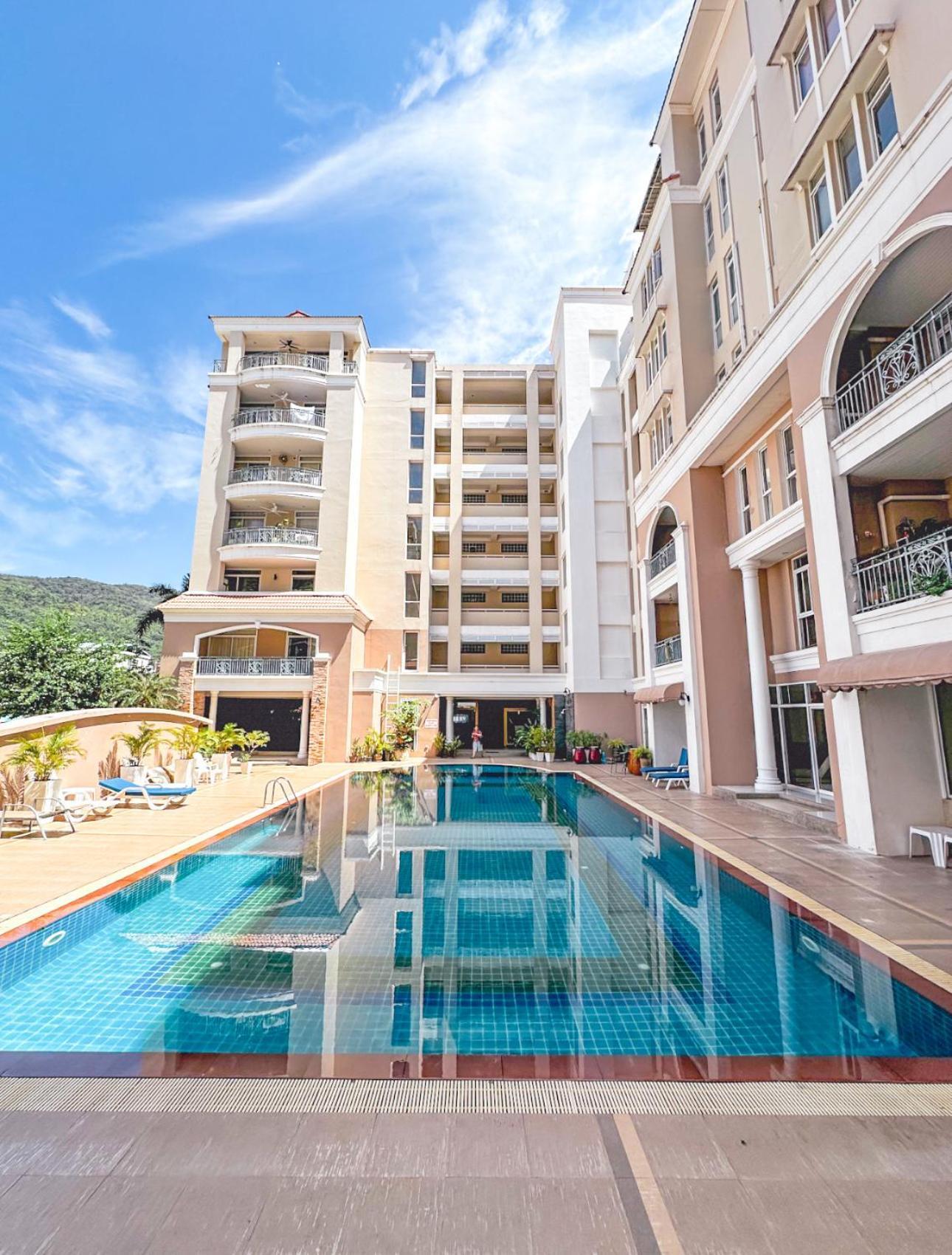 Ferienwohnung Logement Entier, Patong Exterior foto